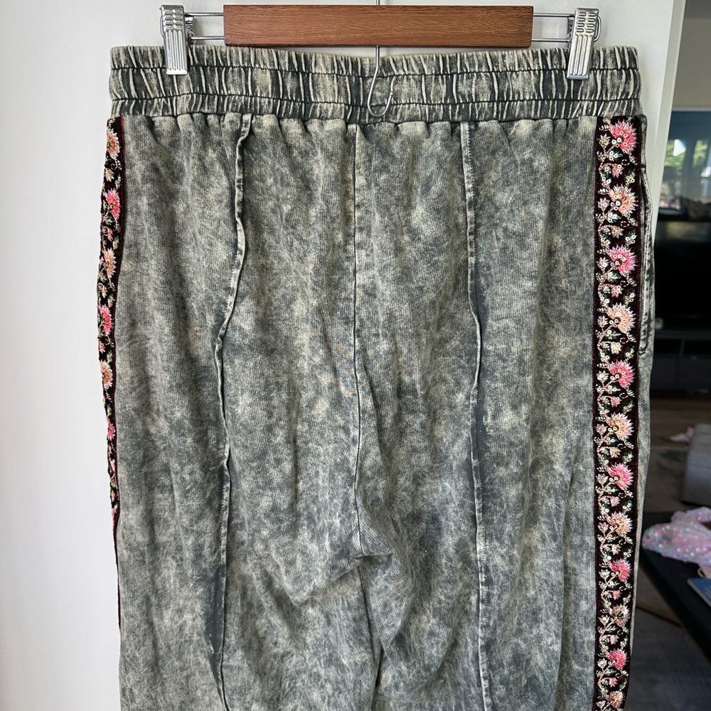 Aratta Silent Journey Juliette Wide Leg Embroidered Stone Wash Trouser Pants - Picture 4 of 9